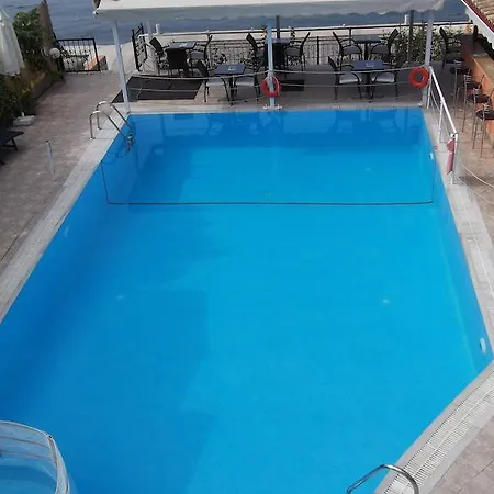 Apartment Stella 's Sea Front Geni (Lefkada)